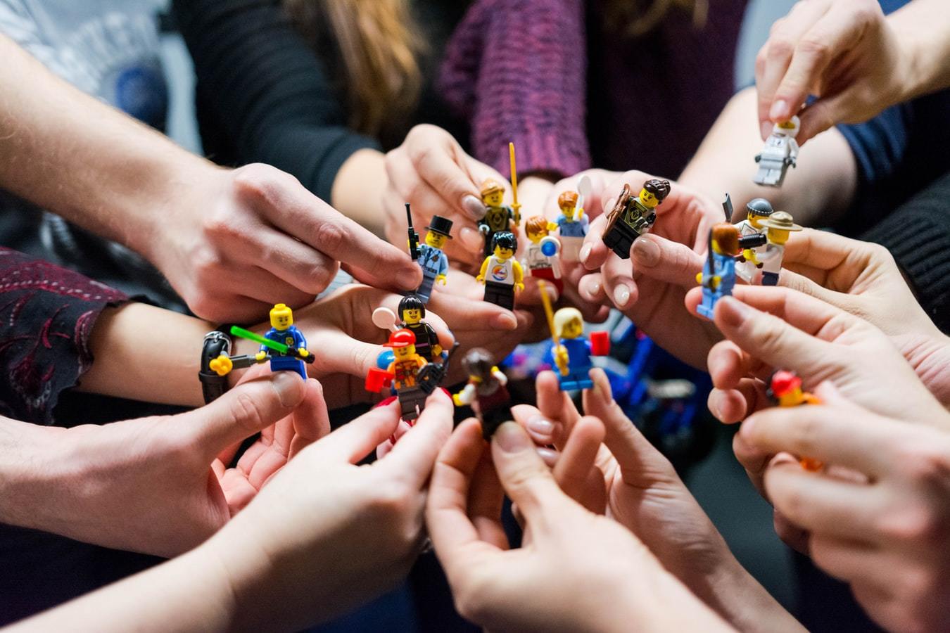 Метод LEGO: как превратить покупателей в сообщество единомышленников