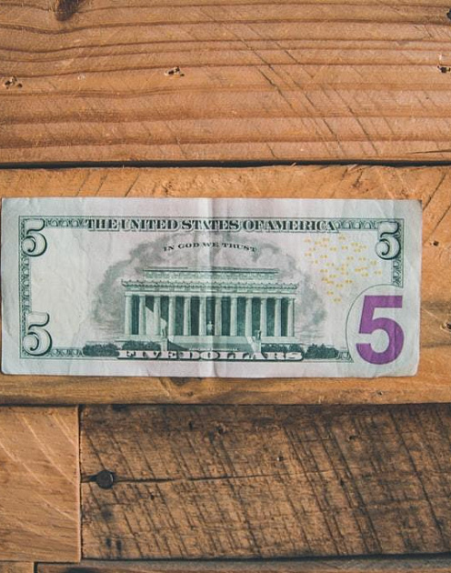 «Основная масса людей никогда не будет финансово грамотной настолько, чтобы их не обманули»