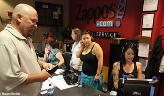 Опыт Zappos: без среднего менеджмента никак не обойтись