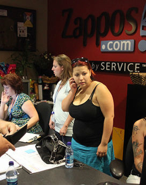 Опыт Zappos: без среднего менеджмента никак не обойтись