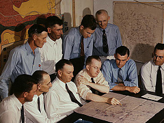 Семь ошибок руководителя при опросах сотрудников