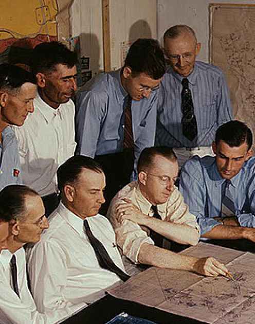 Семь ошибок руководителя при опросах сотрудников