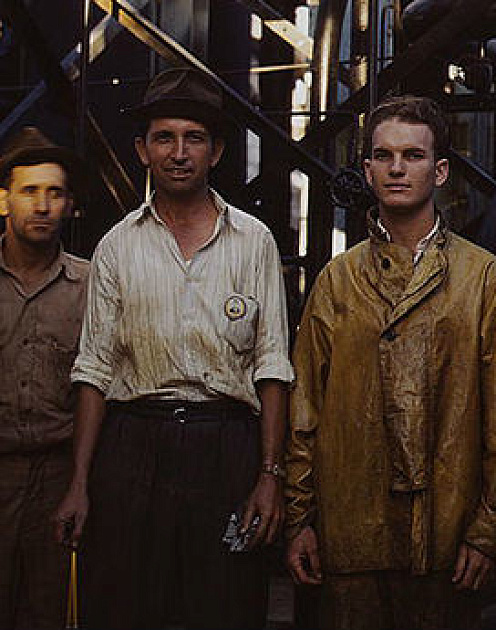 Как руководить представителями пяти разных поколений