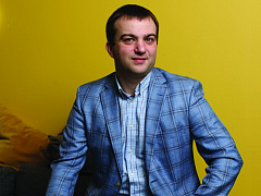 «Многие мечтают внедрить самоуправление, но не решаются — мол, люди незрелые. Все это отговорки»