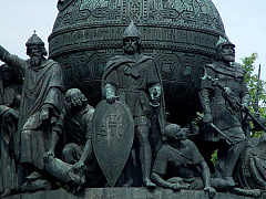 Какой тип управления предпочтительней для России?