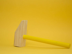 «Он бьет нас исподтишка»: как мелкие раздражители доводят до выгорания