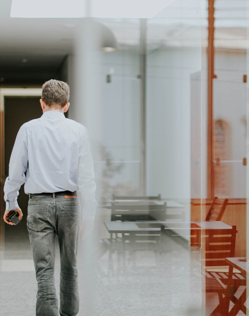 Люди прежде всего