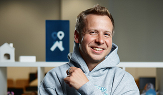 «Делать одно значимое дело вместо ста других». Дмитрий Григорьев о главных уроках первых 100 дней, ключевых навыках для CEO и культуре автономии.