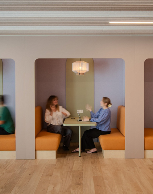 Человеческие коммуникации в эпоху ИИ: исследование Deloitte. Часть I