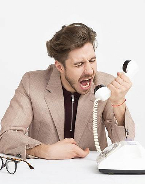 Как победить хамство на работе