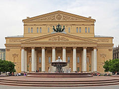 «Театр — это живое дело»