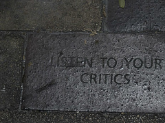 Не притворяйтесь: вы умеете честно критиковать