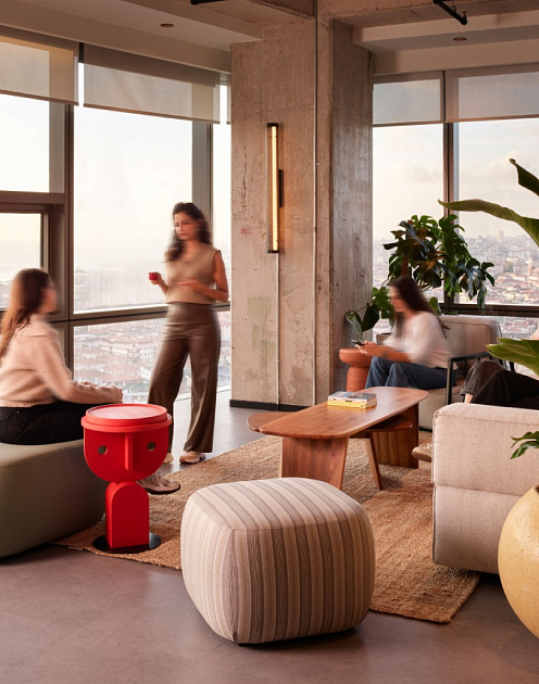 Идеи для лидера: управление под руководством ИИ и проблема бонусов