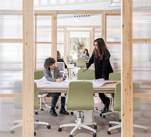 Как слова CEO бьют по P&L: пять поведенческих ошибок, которые заканчиваются увольнением