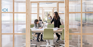 Как слова CEO бьют по P&L: пять поведенческих ошибок, которые заканчиваются увольнением