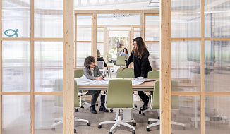 Как слова CEO бьют по P&L: пять поведенческих ошибок, которые заканчиваются увольнением