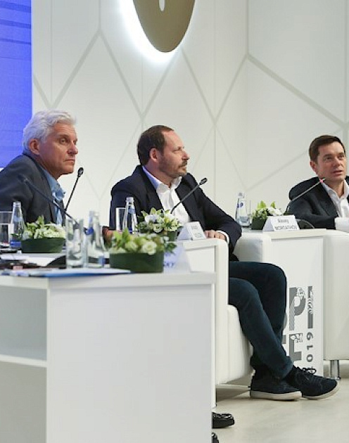 Аркадий Волож, Алексей Мордашов и Олег Тиньков о том, кого возьмут в будущее