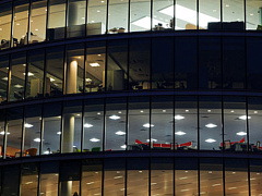 Сотрудники покидают офисы: россияне переходят на удаленный режим работы