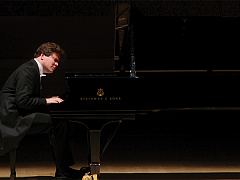 «Если умеешь слушать классическую музыку, плохим человеком не станешь»