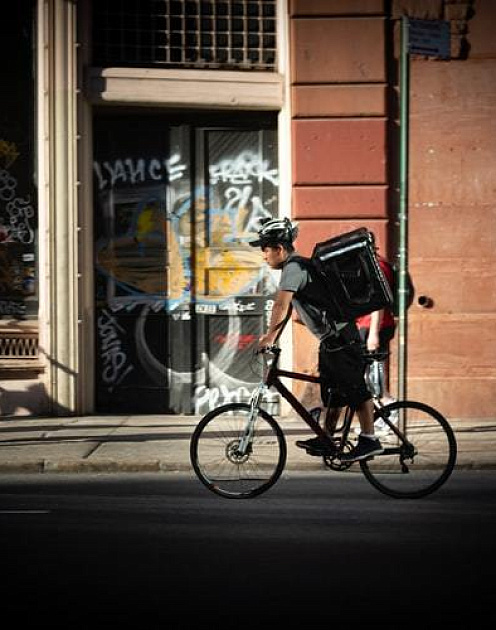 Достало доставлять