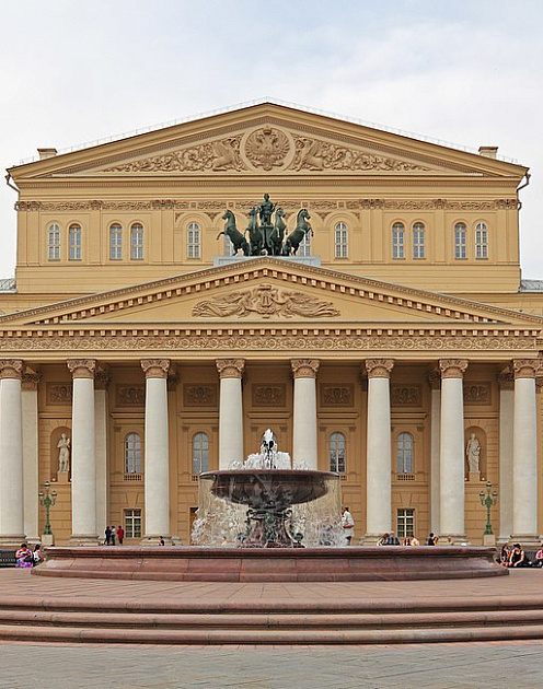 «Нельзя использовать театр в корыстных целях»