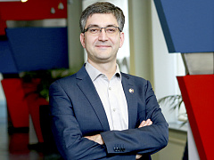 «Мы находимся в центре шторма»