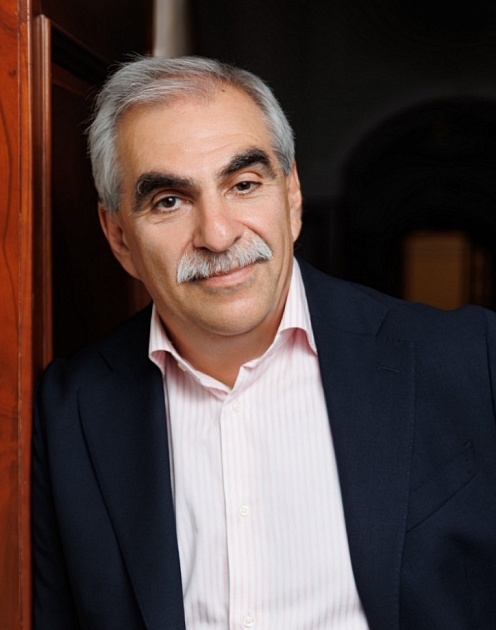 Парадокс цифровой эпохи: почему личные встречи остаются главным конкурентным преимуществом