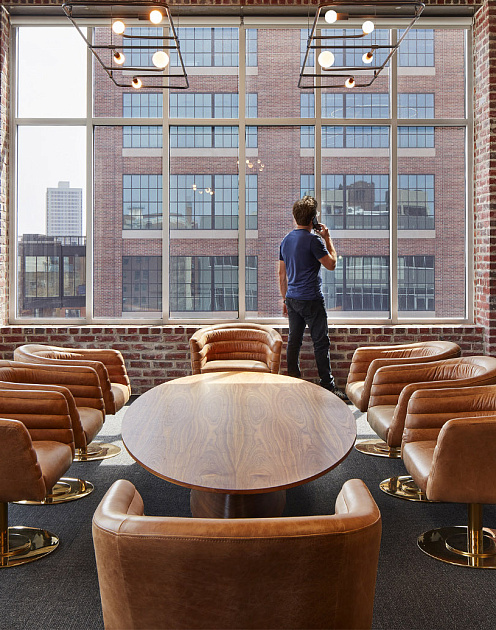 Локализация, релокация, прокрастинация: как быть менеджеру ушедшей из России компании 