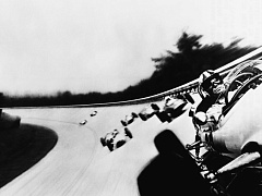 Три признака выдающегося лидера