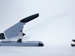 Как стартапу спастись от технологических гигантов