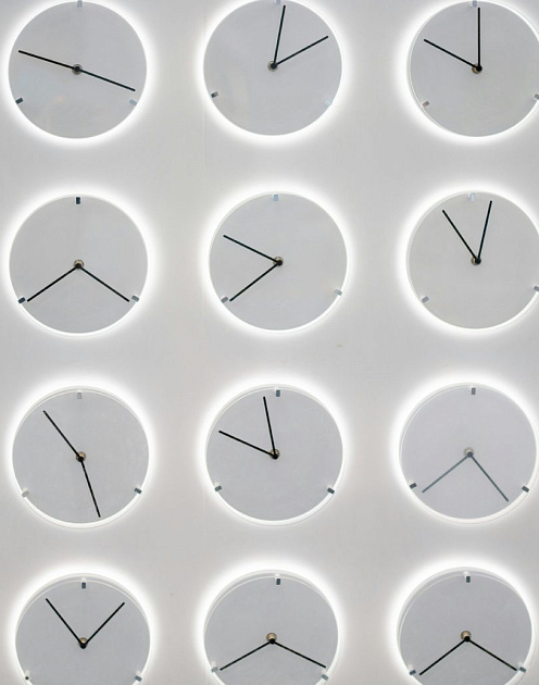 Идея для лидера: менеджер-«кукушка в часах» и мода на жесткий стиль управления