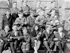 За что мы любим наших строгих учителей