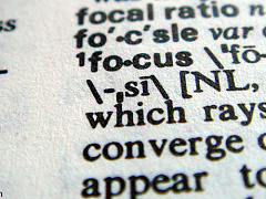 Как расшифровать корпоративные акронимы и словесный мусор