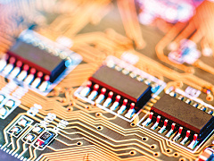 Чем занять обучаемые машины?