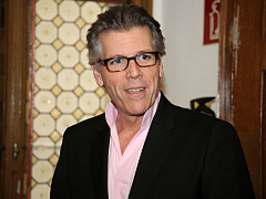 «Не важно, кто мы, прежде всего мы люди»