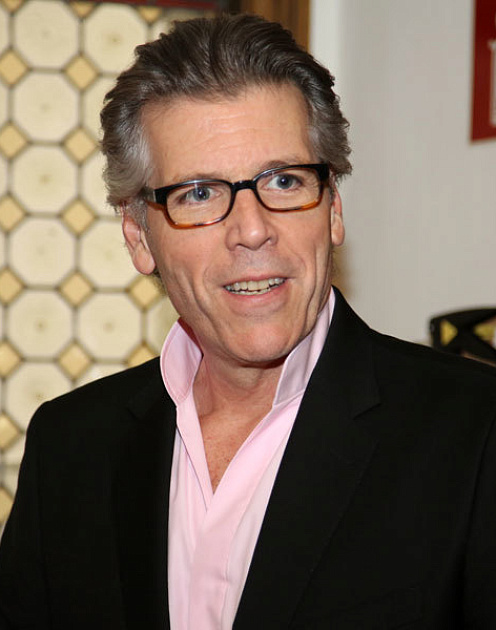 «Не важно, кто мы, прежде всего мы люди»