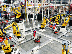 Есть еще работа, которую люди делают лучше, чем роботы