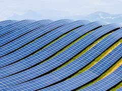 Tesla делает ставку на солнечную энергию