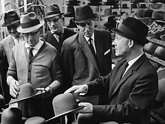 Пусть ваша компания станет привычкой для клиентов