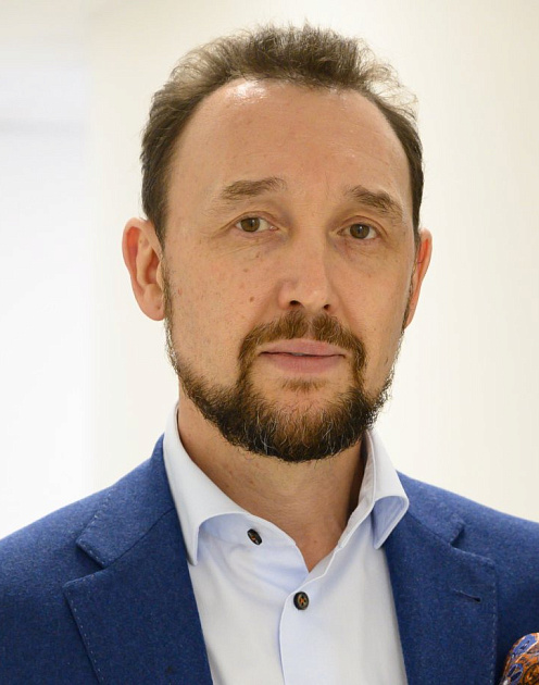 «Хорошего лидера отличает умение собирать вокруг себя людей, сильнее его самого»