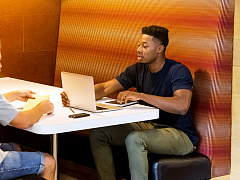 Пять мифов о локальных работниках, в которые верят экспаты