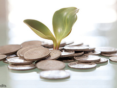 Сколько должен зарабатывать учитель в России