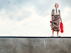 Почему ваши методы общения с пожилой аудиторией устарели