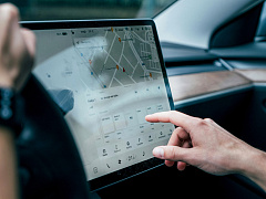 Как помочь потребителю полюбить беспилотные автомобили