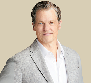 Визионер из Netflix: принципы управления Грега Питерса