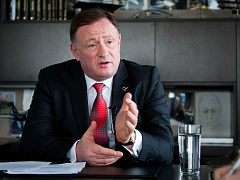 «Они инновации пекут как пирожки»