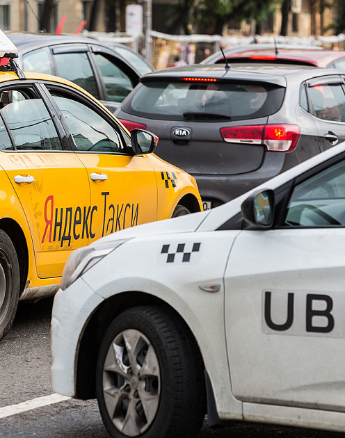 Бизнес вместе, приложения врозь: зачем Uber и «Яндекс.Такси» объединяются