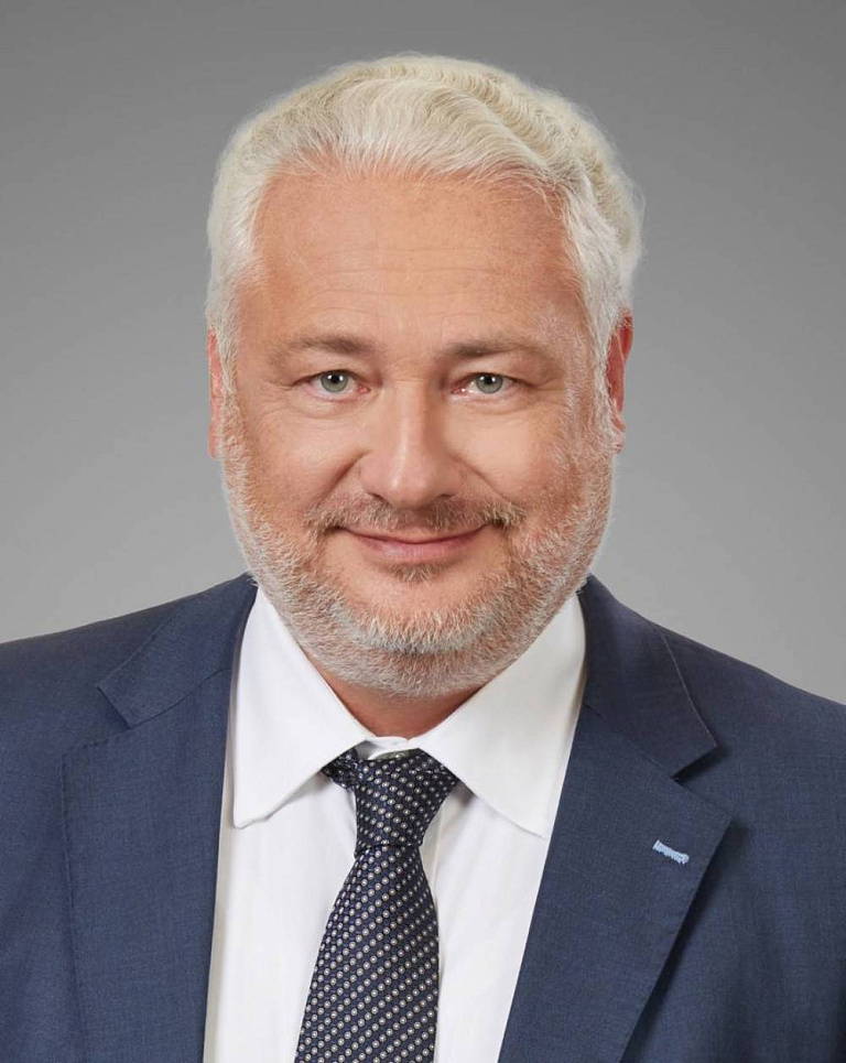 Максим Алексеев